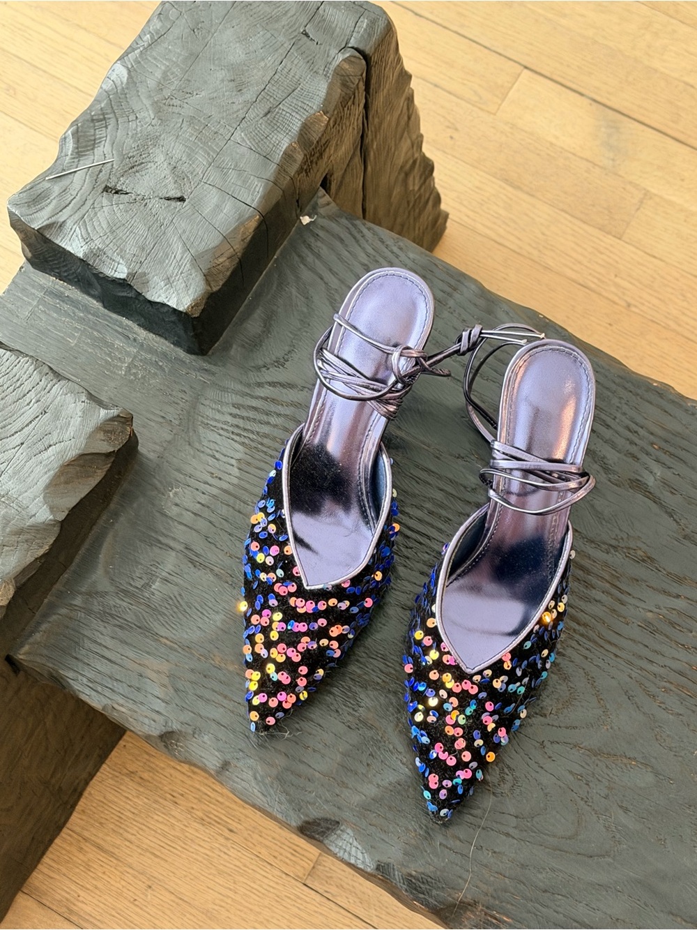 VINTAGE SEQUIN POINTED TOE WRAP UP KITTEN HEEL - Picture 2 of 4